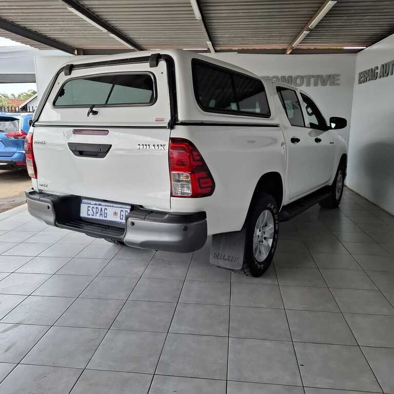 TOYOTA HILUX 2.4 GD-6 RB SRX P/U D/C