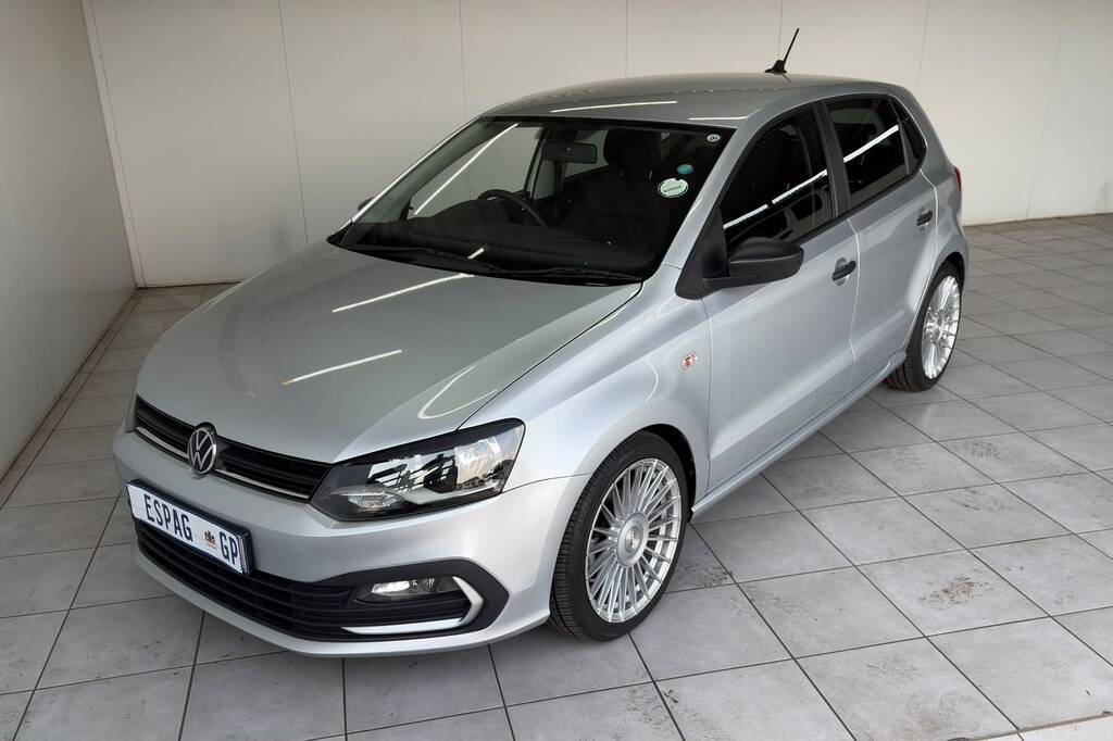 VOLKSWAGEN POLO VIVO 1.4 (5DR)