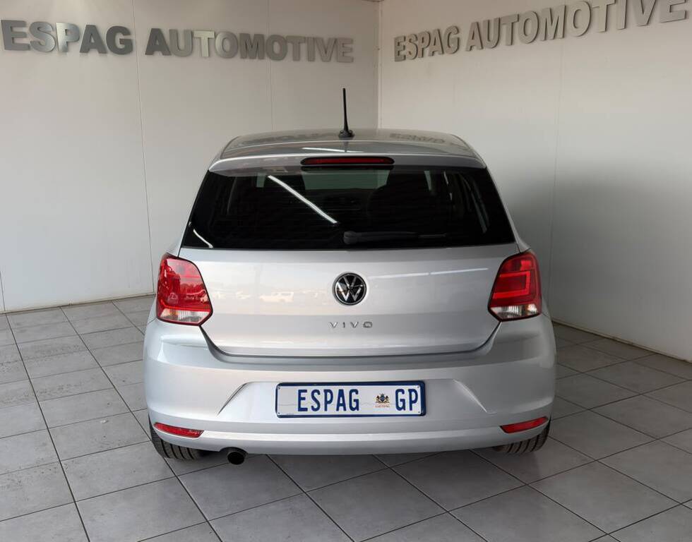 VOLKSWAGEN POLO VIVO 1.4 (5DR)